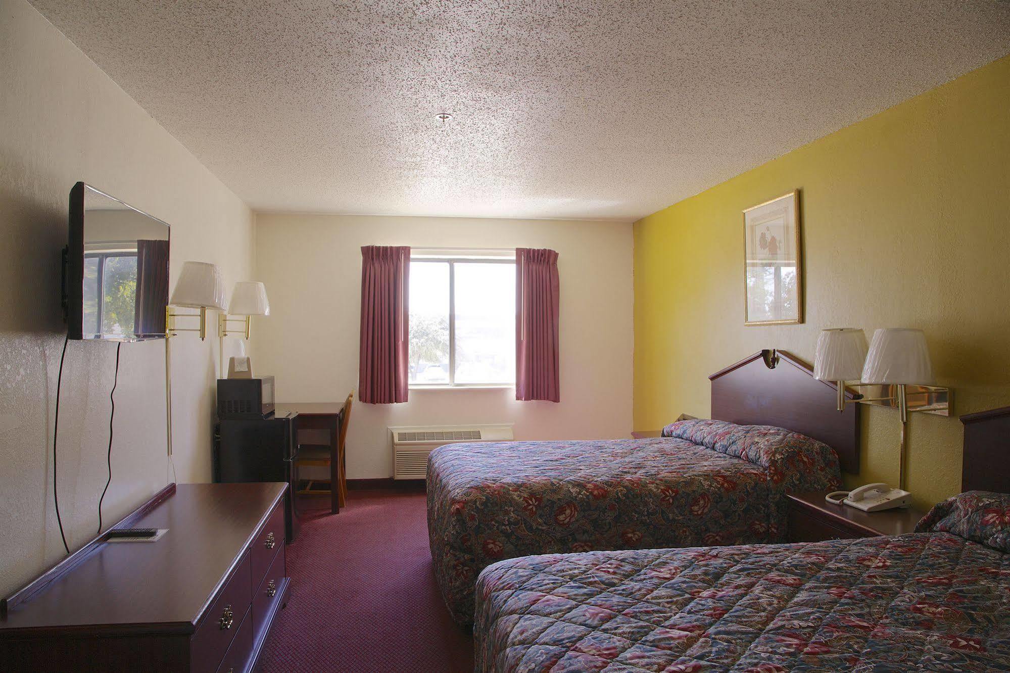 Econo Lodge Inn & Suites McKinney Exterior photo