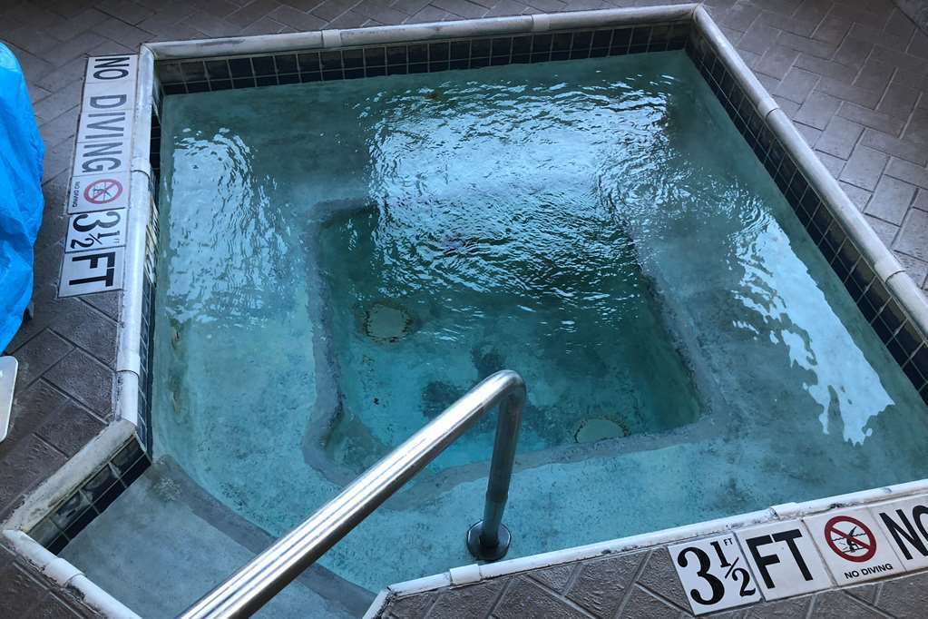 Econo Lodge Inn & Suites McKinney Facilities photo